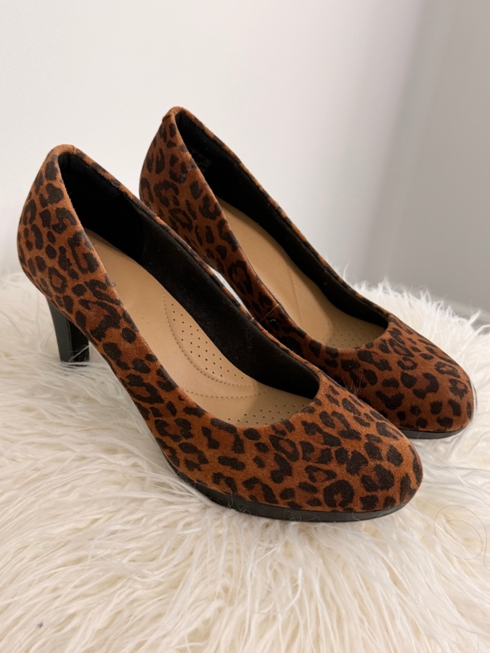 Clarks Leopard Print Brown Mid Heel Pumps